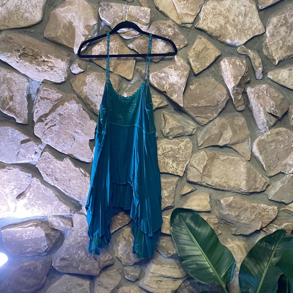 Custom One Of A Kind Emerald And Lime Pieced Lace… - image 2